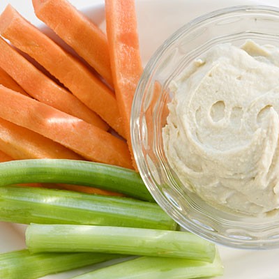 Slim up your snack Its hard to avoid that 3 p.m. stomach rumble, when nothing can stand between you and the office vending machine. And while its fine to eat something to hold you over until dinner (i