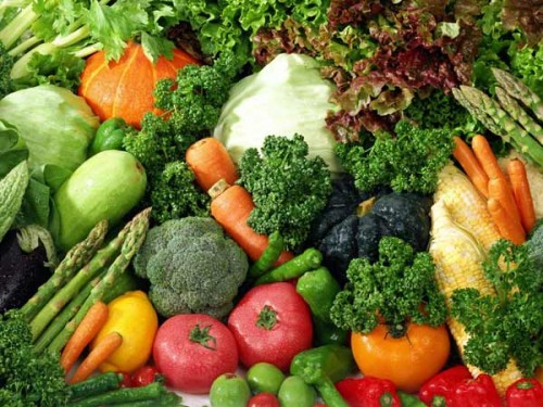 6 Best Foods For Healthy Eyes BY AKKI · SEPTEMBER 4, 2015  When we think of eating healthy, we think of losing weight or to make our bones stronger. We concentrate more on heart, brain and bones and 